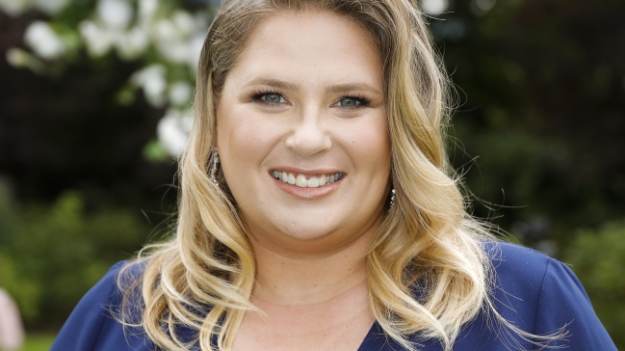 RMF Extra: Elżbieta Romanowska szczerze o swoim wieku. Pokazała nowe zdjęcia. "Bez makijażu, z siwymi włosami"