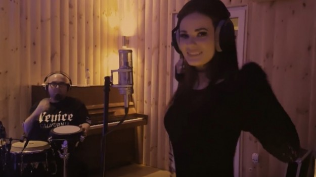 RMF Extra: Piękna kolęda od Eneja i Natalii Szroeder. Posłuchajcie! 