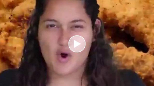 RMF Extra: Chcę kurczaka! Ten film robi furorę na Facebooku