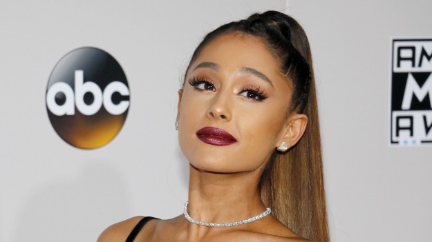 RMF Extra: Ariana Grande bez koncertów do 2022 roku. Piosenkarka nie chce narażać fanów
