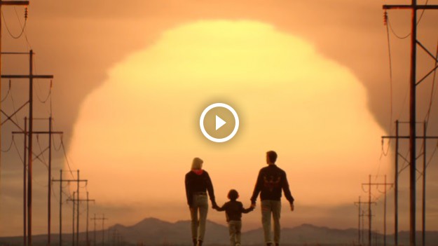 RMF Extra: Genialny spot Diesla: nowa kampania reklamowa żartuje z operacji plastycznych