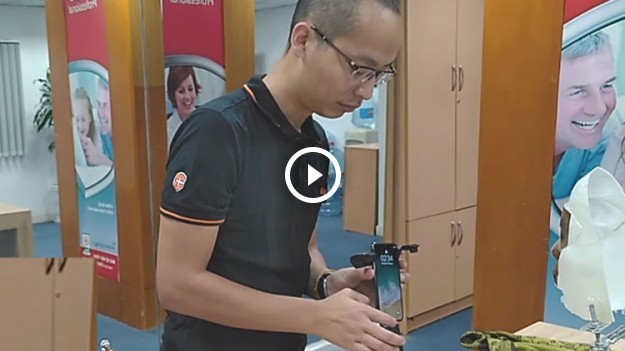 RMF Extra: Czy zabezpieczenia nowego iPhone da się oszukać za pomocą… maski?