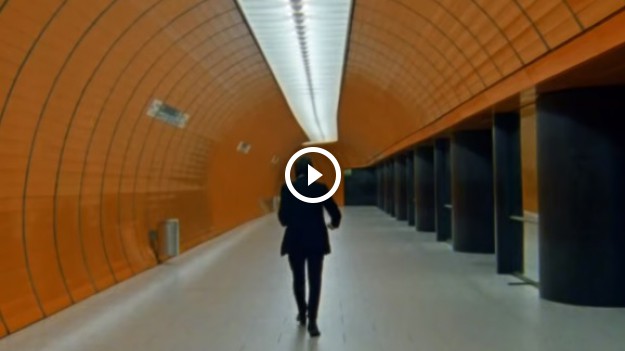 RMF Extra: Arctic Monkeys z nowym teledyskiem! Posłuchaj "Four Out Of Five"