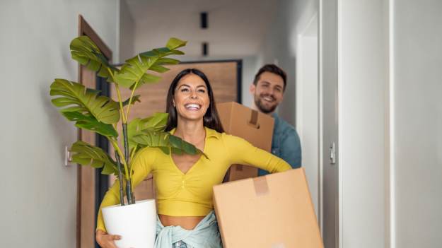 RMF Extra: Poszła oglądać mieszkanie z agentką. Obie osłupiały. Nagranie ma ponad milion wyświetleń [WIDEO]