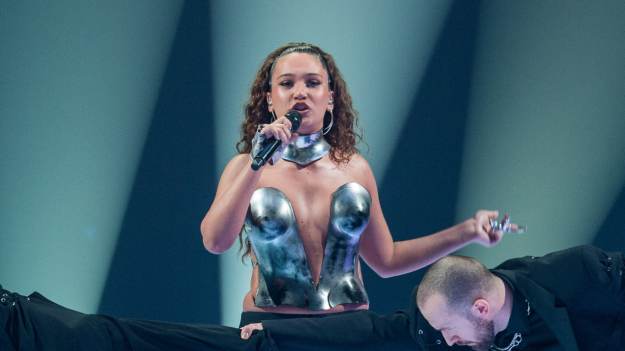 Alicja Szemplińska na scenie Eurowizji w Wiedniu...