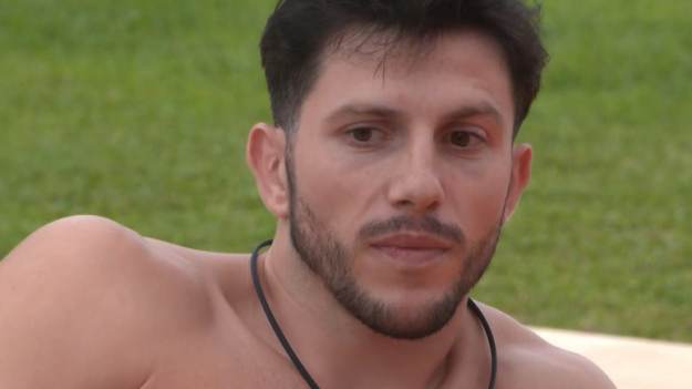 RMF Extra: "Love Island 6". Nowy uczestnik podpadł widzom! Lawina krytyki po emisji nowego odcinka: "Temu panu już dziękujemy"