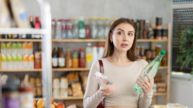 Jak długo można przechowywać wodę w plastikowej..