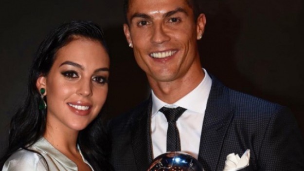 RMF Extra: Cristiano Ronaldo zdradził ciężarną Georginę? "Uprawialiśmy seks całą noc"