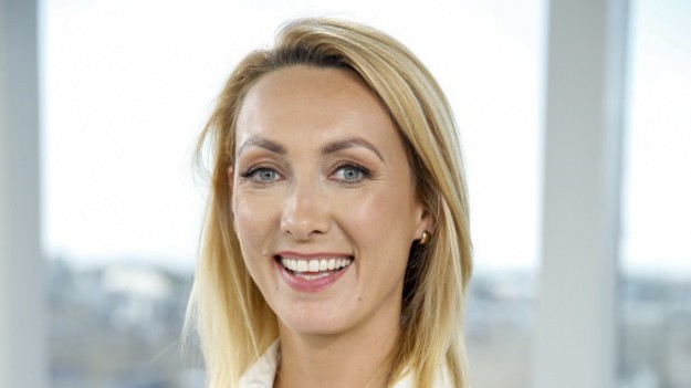 RMF Extra: Anna Kalczyńska odmieniona nie do poznania! Pożegnała blond, została brunetką