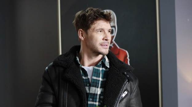 RMF Extra: Mikołaj Roznerski odchodzi z popularnego serialu? Już raz żegnał się z hitem TVP 