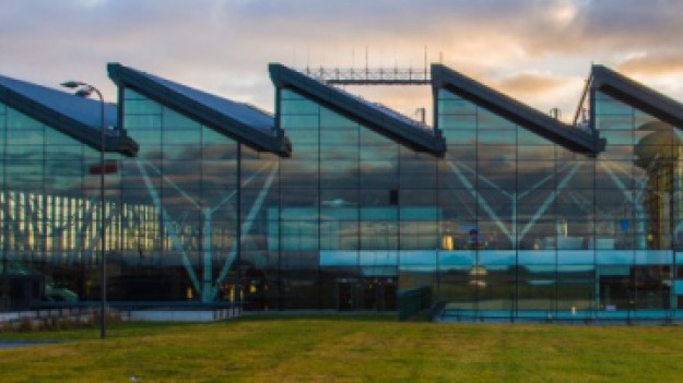 RMF Extra: Port Lotniczy Gdańsk im. Lecha Wałęsy na 10. miejscu najbardziej punktualnych lotnisk na świecie!