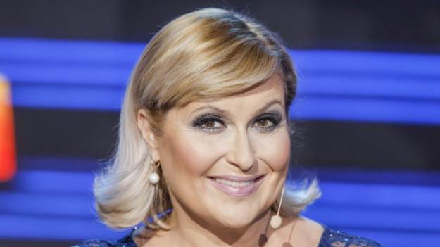 RMF Extra: Katarzyna Skrzynecka w stroju kąpielowym wśród fal. Taki widok to rzadkość [WIDEO]