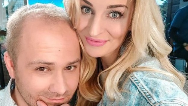 RMF Extra: "Ślub od pierwszego wejrzenia". Anita tuż przed porodem z fenomenalną figurą! Pokazała zdjęcia z ciążowej sesji