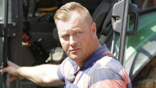 RMF Extra: Kolosalne straty Łukasza z "Rolnika..."! Zniszczono jego pole! 