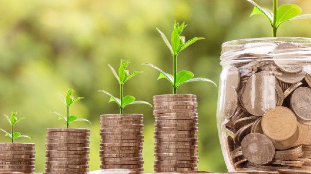 RMF Extra: Większość Polaków posiada oszczędności. To sukces programu 500+?