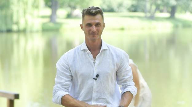 RMF Extra: Adam z programu: "Rolnik szuka żony" wyjawia prawdę na temat Kamili. Nie oszczędził produkcji! 