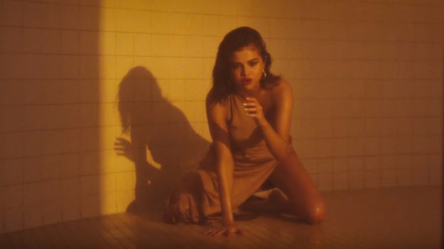 RMF Extra: Już jest! Selena Gomez w nowym teledysku do utworu "Wolves" z Marshmello