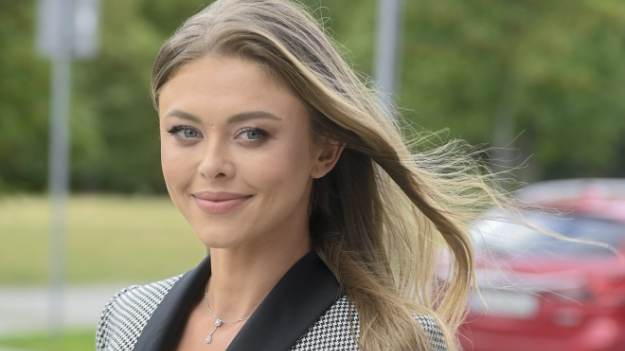 RMF Extra: Joanna Opozda przeszła metamorfozę. Pokazała, jak wyglądała 8 lat temu! "Właśnie dlatego już nie rozjaśniam włosów" [ZDJĘCIE]