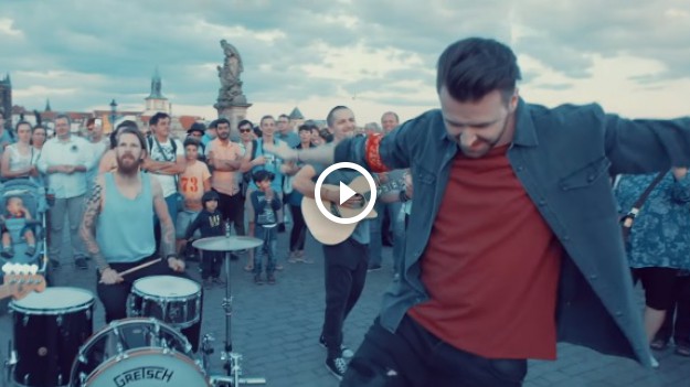 RMF Extra: Grzegorz Hyży "Pod wiatr": Zobacz teledysk!