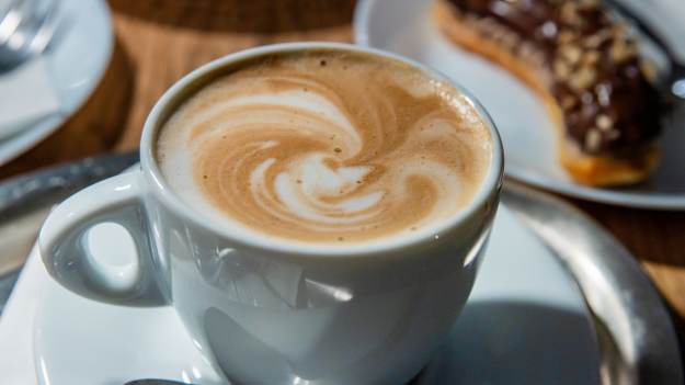 RMF Extra: Dodaj do kawy zamiast mleka! Stabilizuje poziom cukru, cholesterolu i wspiera zdrowie serca