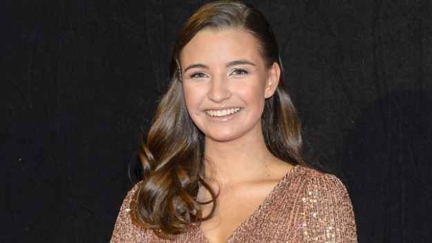 RMF Extra: Julia Wieniawa promienieje na nowych zdjęciach. Uwagę przyciąga ten szczegół! "Mała Julcia" - komentują internauci 