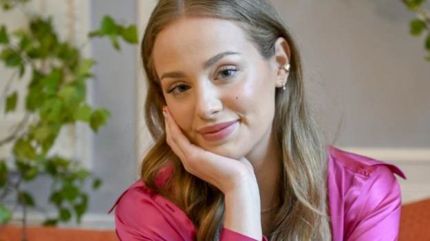 RMF Extra: Wiktoria Gąsiewska w różowej kreacji. Pokazała prywatne wideo. "Prawdziwa Barbie"