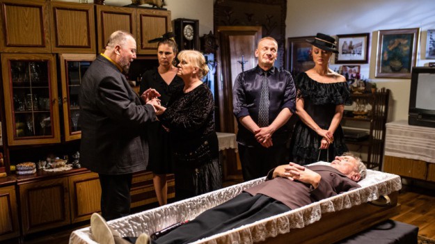 RMF Extra: "Świat według Kiepskich". Widzowie zobaczą śmierć Ferdka! Co dalej z głównym bohaterem serialu?