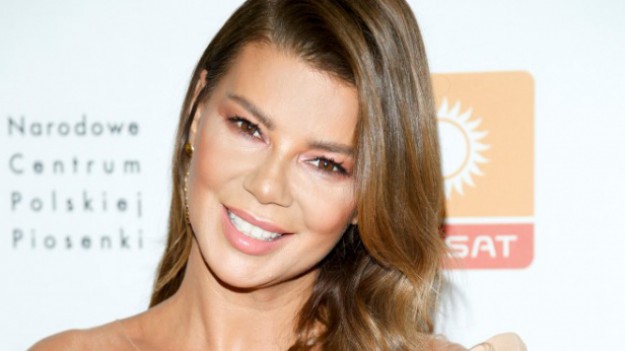 RMF Extra: Edyta Górniak w roli głowy państwa? Do politycznej kariery namawiają ją fani...