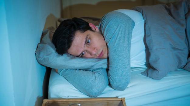 RMF Extra: Budzenie się w nocy to nie przypadek! Sprawdź, co robisz źle według najnowszych badań