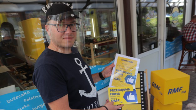 RMF Extra: Bistro Rybne "Rybeczka Bułeczka" kolejną przebojową firmą! RMF FM postawiło wam pyszne buły ze śledziem