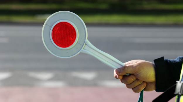 RMF Extra: Nie płacił mandatów. Policja skonfiskowała mu jego drogi samochód