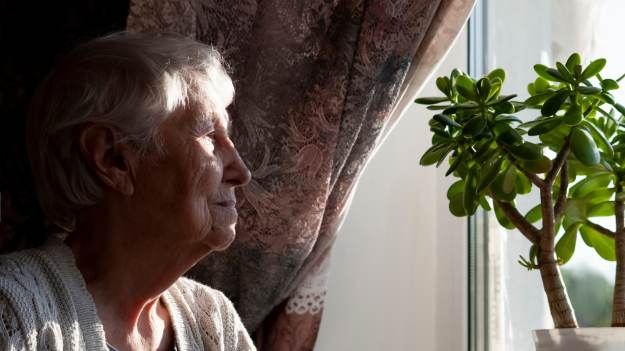 RMF Extra: Czego ludzie żałują przed śmiercią? Psycholożka wymienia 5 najczęściej wymienianych rzeczy