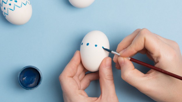 RMF Extra: Wielkanocne dekoracje. Wydmuszka wielkanocna - jak ją zrobić? 