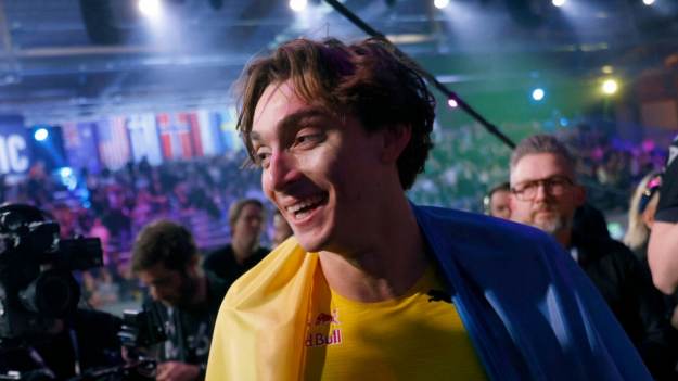 RMF Extra: Historyczny wyczyn! Mondo Duplantis pobił rekord świata po raz 15. Świat sportu w absolutnym szoku