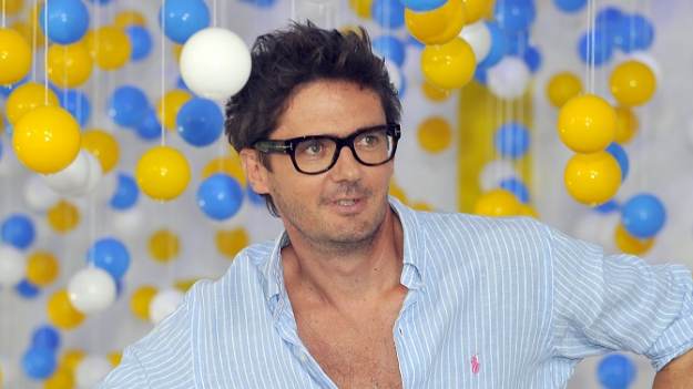 RMF Extra: Kuba Wojewódzki na fotografii z czasów jego pracy w TVP. "Jak James Bond"