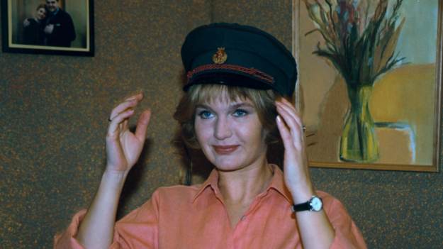 RMF Extra: 57-letnia Agnieszka Pilaszewska w bikini. Tak zmieniła się Alina z serialu "Miodowe lata" [FOTO]