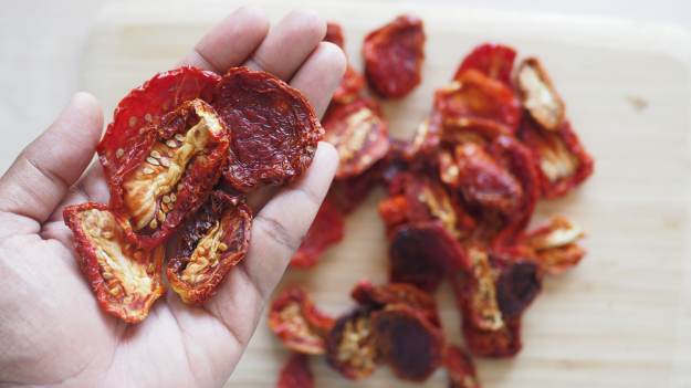 RMF Extra: Dodanie suszonych pomidorów to najlepszy trik. Mało kto o tym wie