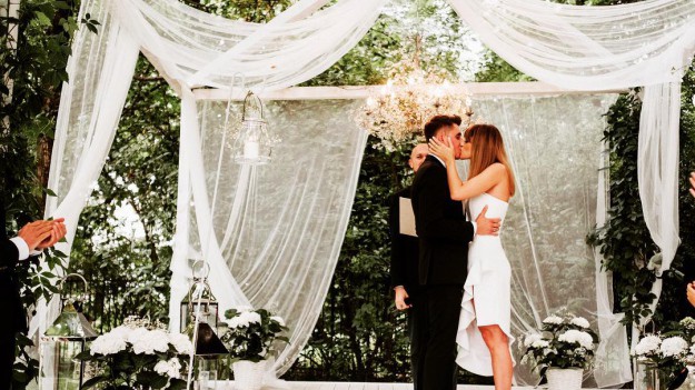 RMF Extra: Córka Mamy Kisio zdradziła szczegóły swojego ślubu!