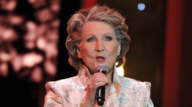 RMF Extra: Irena Santor w słowach wsparcia dla Moniki Olejnik. "Przytulam ją bardzo serdecznie do siebie"