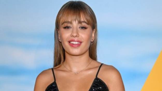 RMF Extra: Oliwia Bieniuk odsłania ciało na egzotycznym wyjeździe. Na zdjęciu nie jest sama! [FOTO]