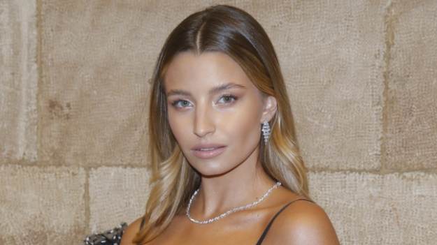 RMF Extra: Julia Wieniawa pluska się w jacuzzi. To, co wpisuje w wyszukiwarkę, może zaskoczyć [FOTO]