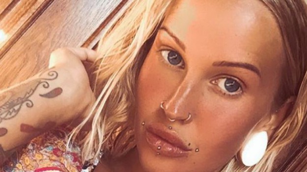 RMF Extra: "Hotel Paradise 2". Artur ostro o Dominice: "Jeśli ma ochotę szerzyć te aferki internetowe i hejt, to proszę bardzo"