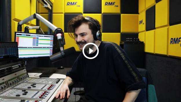 RMF Extra: Bycie radiowcem jest trudniejsze, niż się wydaje? Wiktor Dyduła podjął nasze wyzwanie! [WIDEO]