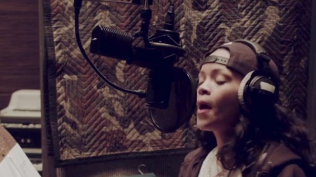 RMF Extra: Rihanna: Bitch Better Have My Money. RiRi odsłania kulisy nagrania