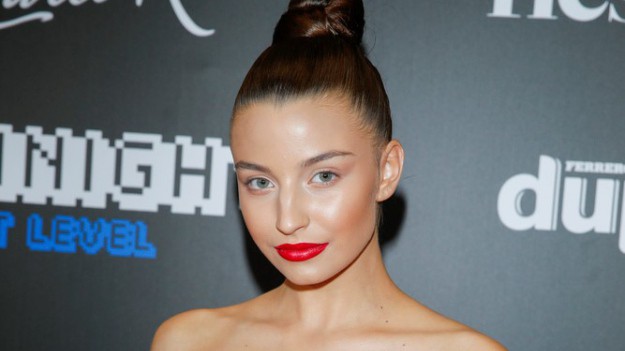 RMF Extra: Julia Wieniawa i Natasza Urbańska w podobnych spodniach. Która z nich wygląda lepiej? 