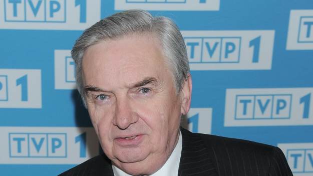 RMF Extra: Mało kto wie, jak Tadeusz Sznuk wyglądał w młodości. "Poznajecie tego przystojnego mężczyznę?"