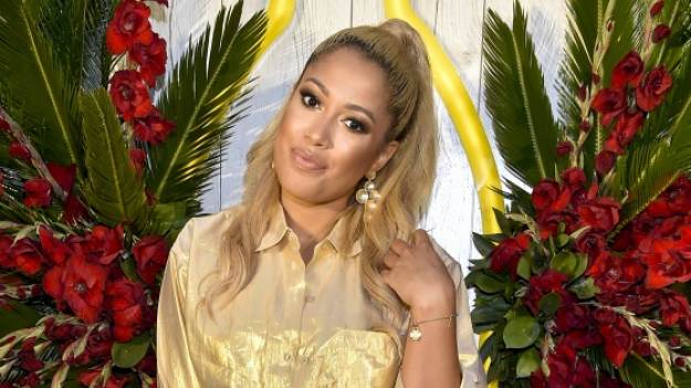 RMF Extra: Patricia Kazadi niewinnie i kobieco. Zapozowała w bieliźnie i rozpuszczonych włosach [FOTO]