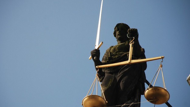 RMF Extra: Kanibale z Garnhaus skazani. Zabijali, zjadali, a część mięsa ofiar dodawali do ciasteczek