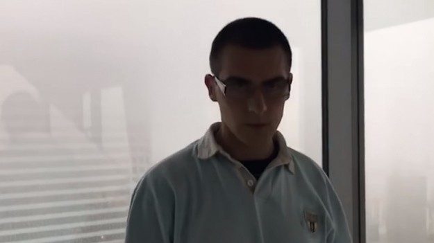 RMF Extra: Quebonafide zrzucił niebieską koszulkę. Pokazał się w nowym, zadziwiającym wydaniu