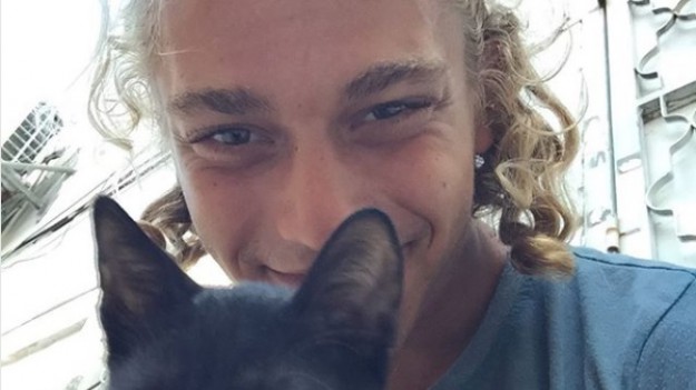 RMF Extra: Marta Wojtal. Polska fotografka zrobiła zdjęcie bezdomnemu. Dziś mężczyzna robi karierę w modelingu 